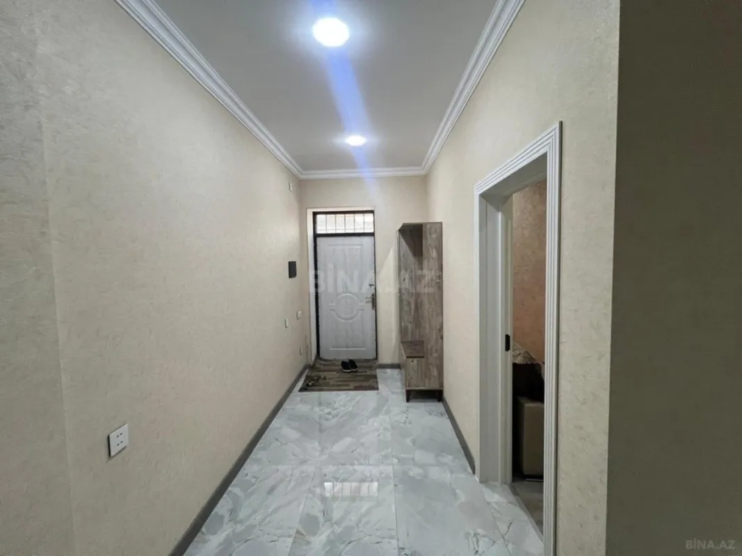 Satılır 8 otaqlı həyət evi 220 m²