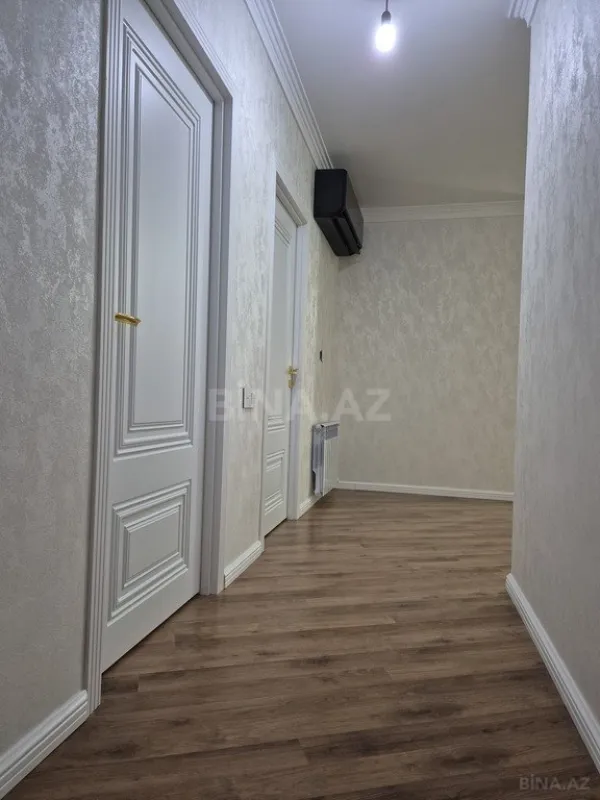 Satılır 3 otaqlı mənzil 115 m²