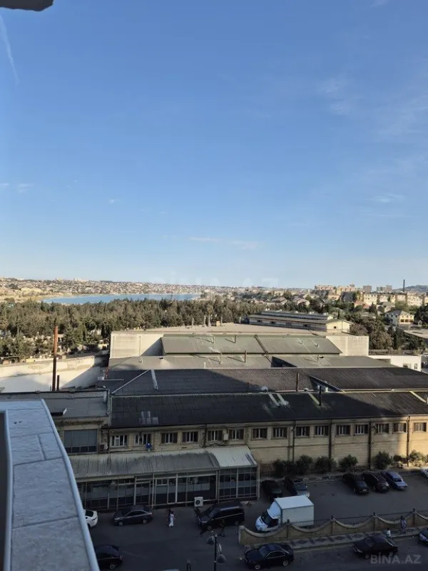 Satılır 3 otaqlı mənzil 115 m²