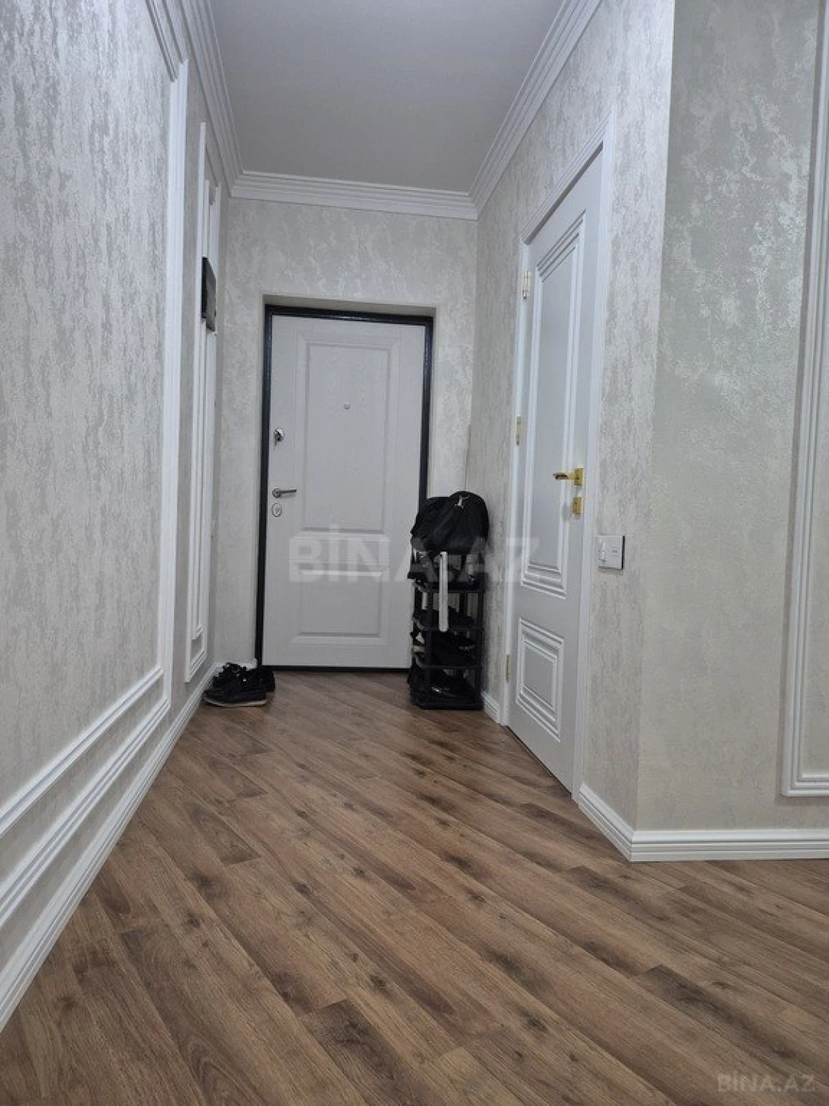 Satılır 3 otaqlı mənzil 115 m²