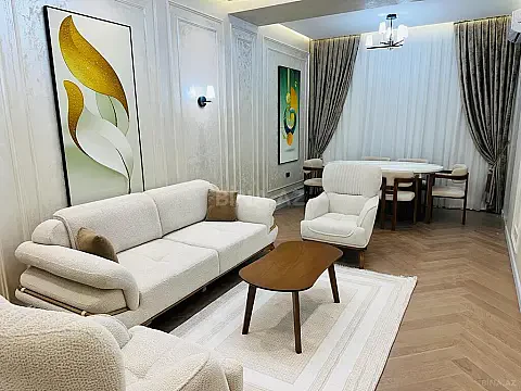 Kirayə verilir 2 otaqlı mənzil 80 m² — Bakı, Nizami 2 otaq 80.00 m²