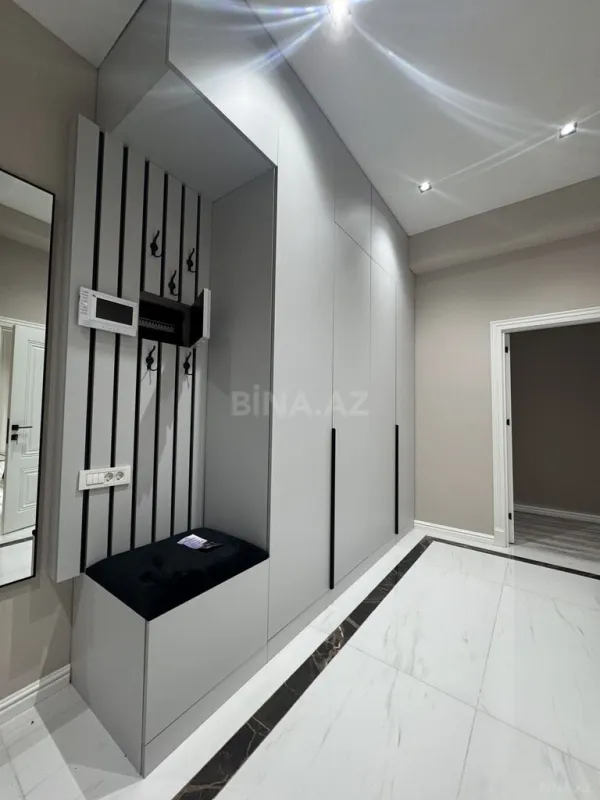 Satılır 2 otaqlı mənzil 90 m²