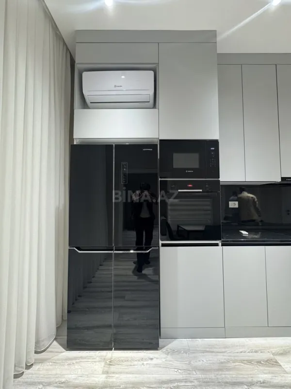 Satılır 2 otaqlı mənzil 90 m²