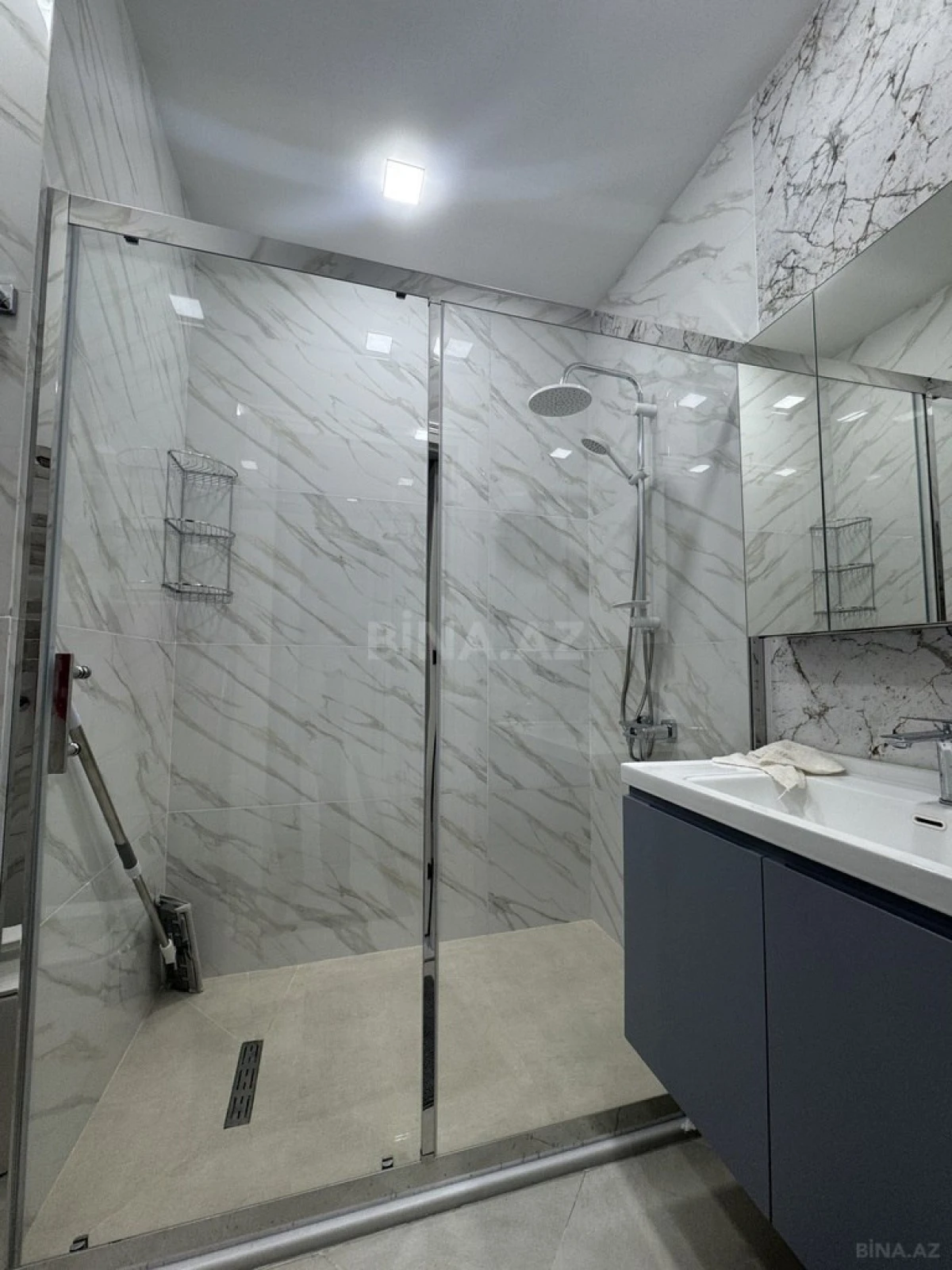 Satılır 2 otaqlı mənzil 90 m²