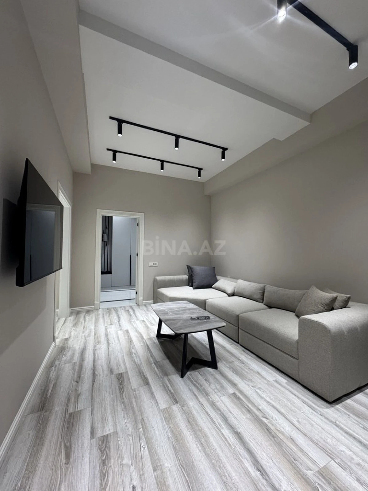 Satılır 2 otaqlı mənzil 90 m²