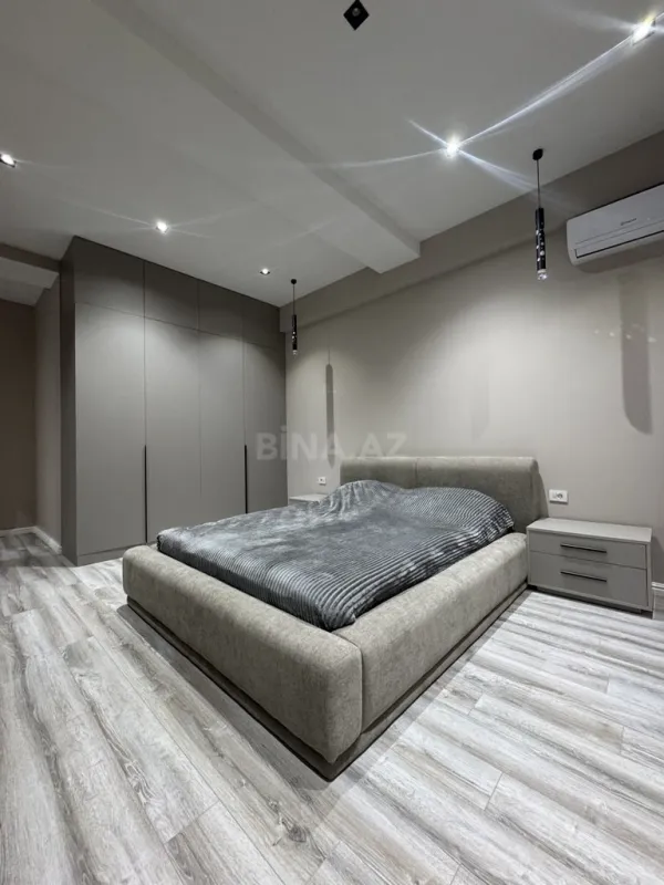 Satılır 2 otaqlı mənzil 90 m²