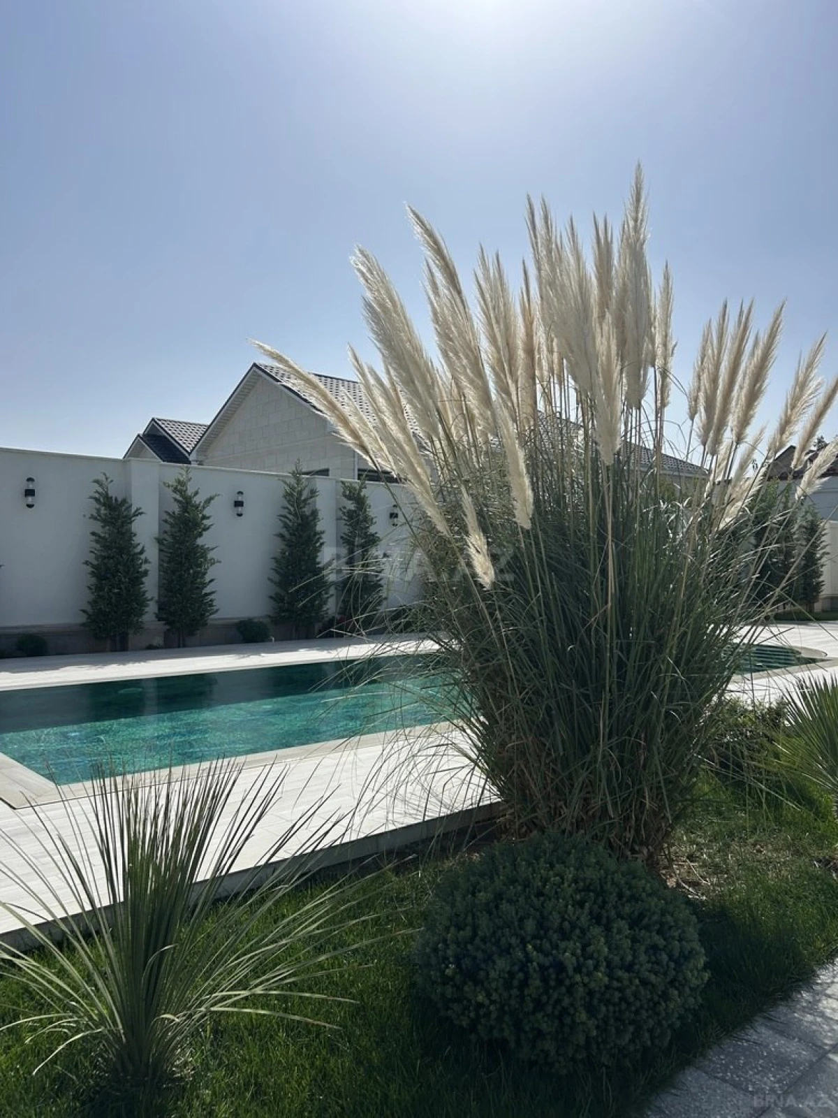 Satılır 4 otaqlı həyət evi 350 m²