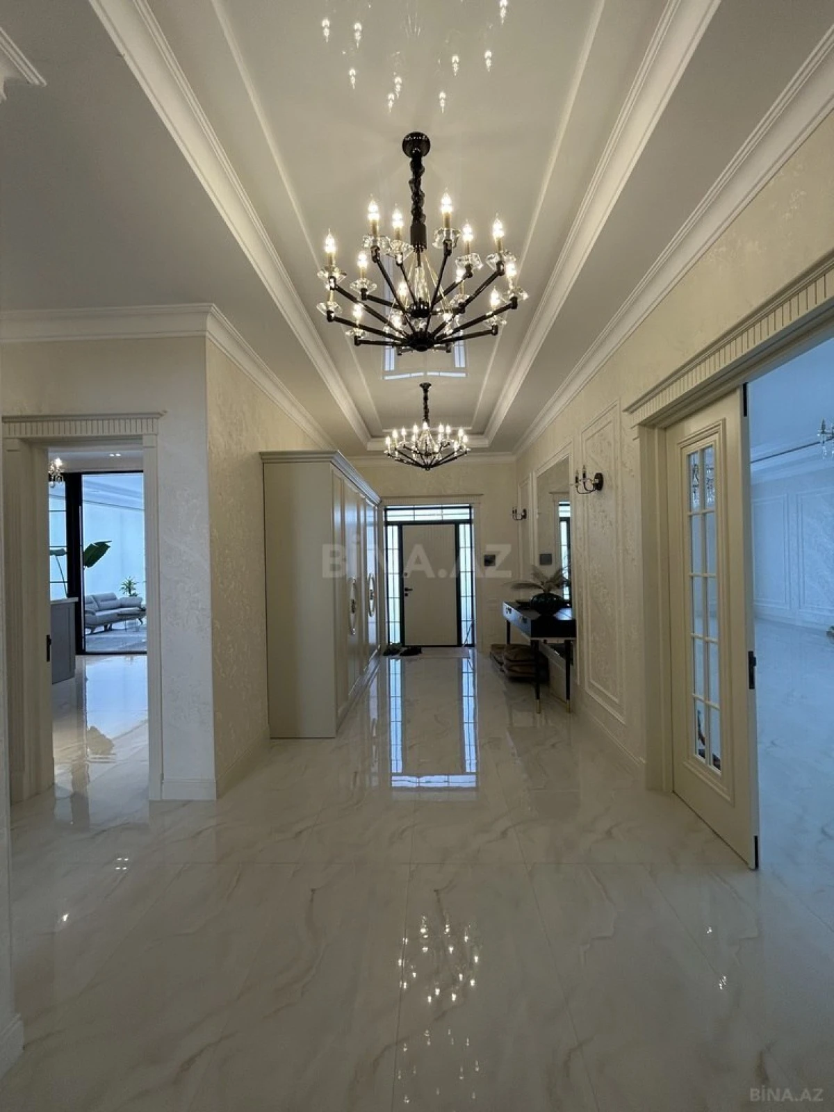 Satılır 4 otaqlı həyət evi 350 m²