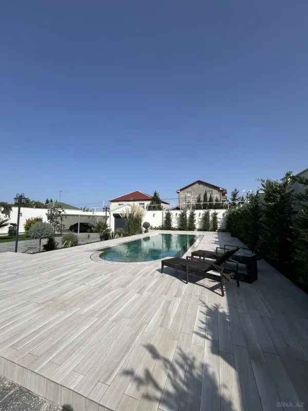 Satılır 4 otaqlı həyət evi 350 m²