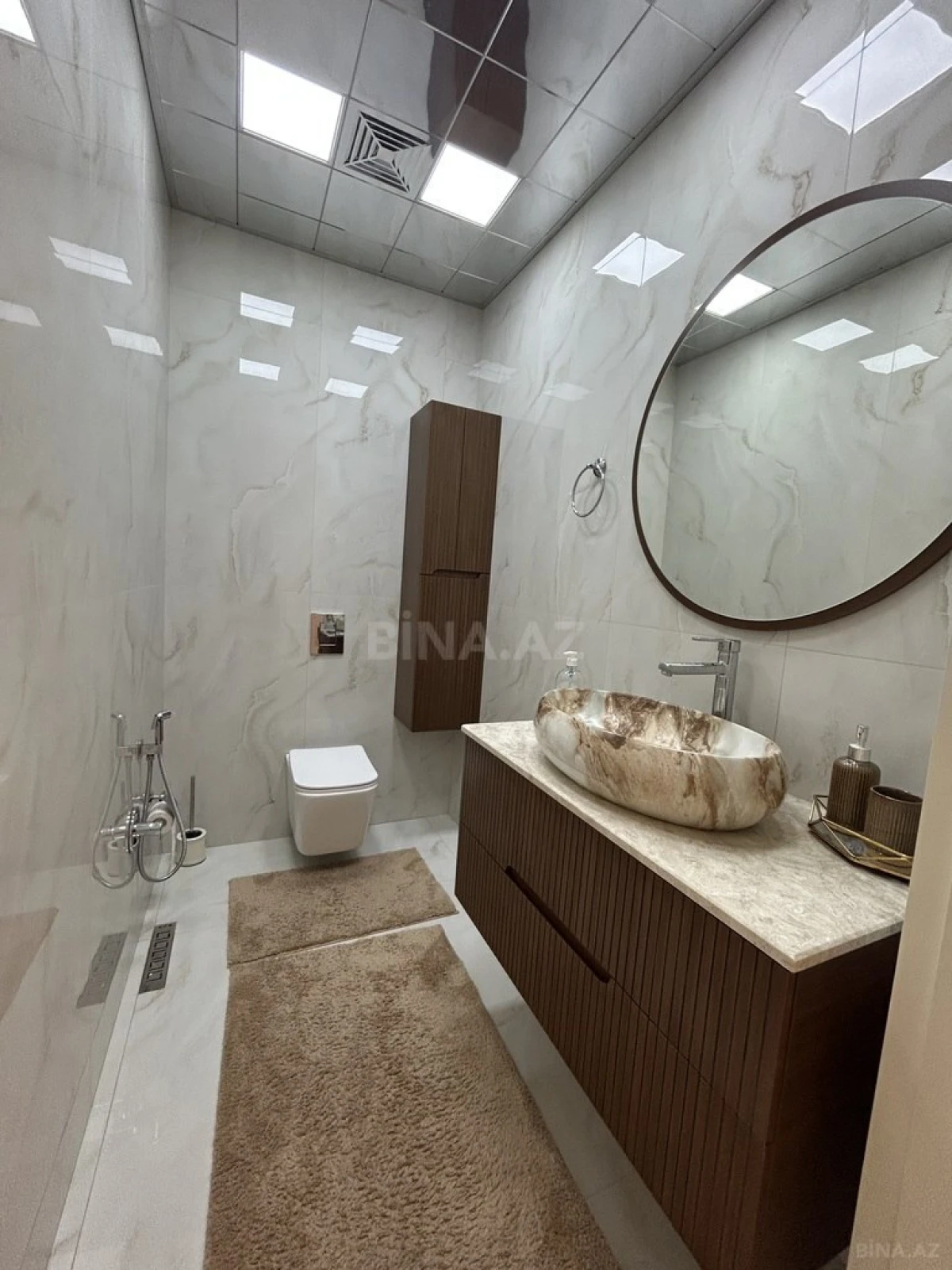 Satılır 4 otaqlı həyət evi 350 m²