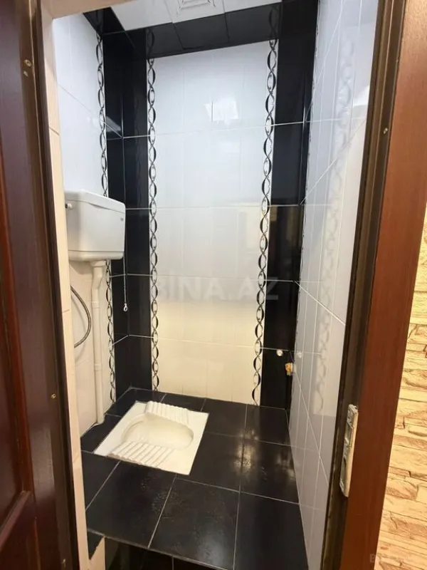 Satılır 2 otaqlı mənzil 76 m²