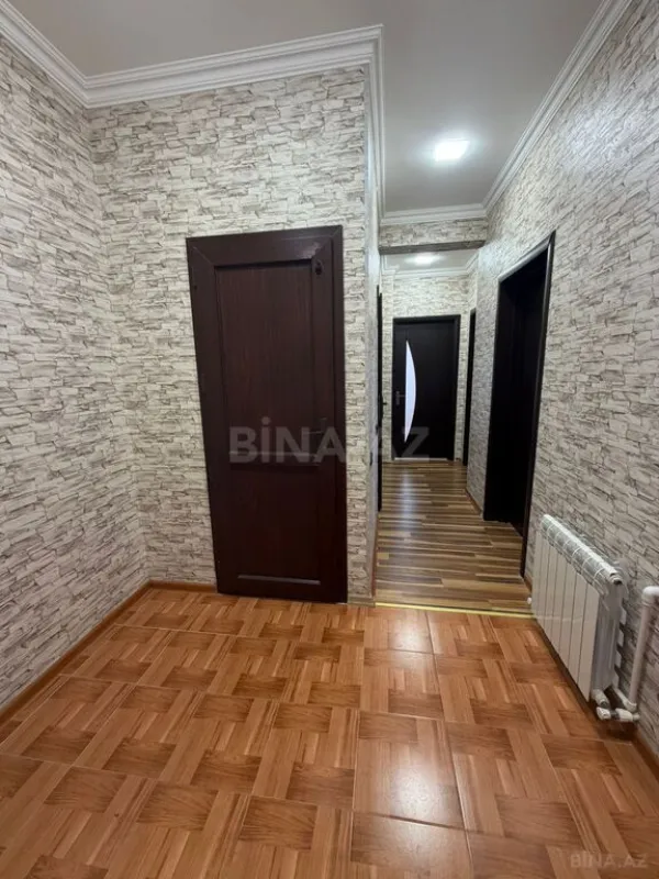 Satılır 2 otaqlı mənzil 76 m²