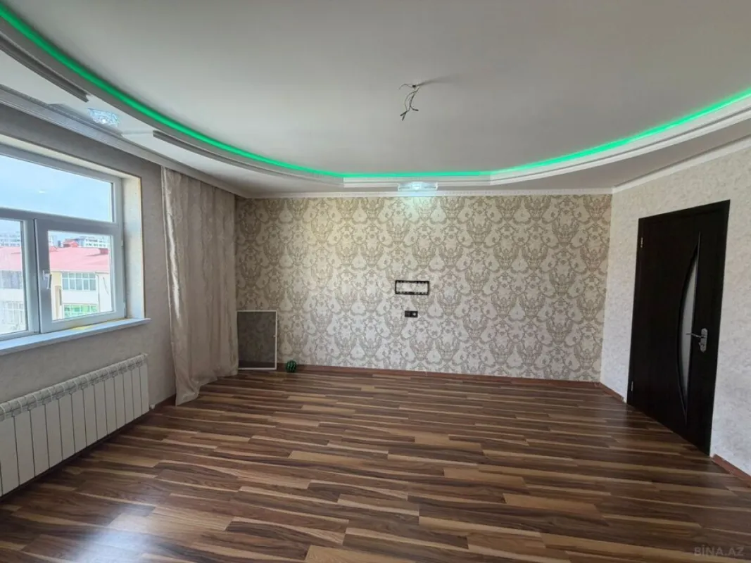 Satılır 2 otaqlı mənzil 76 m²