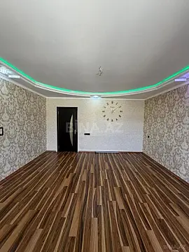 Satılır 2 otaqlı mənzil 76 m²
