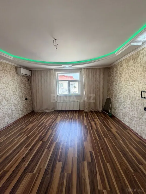 Satılır 2 otaqlı mənzil 76 m²