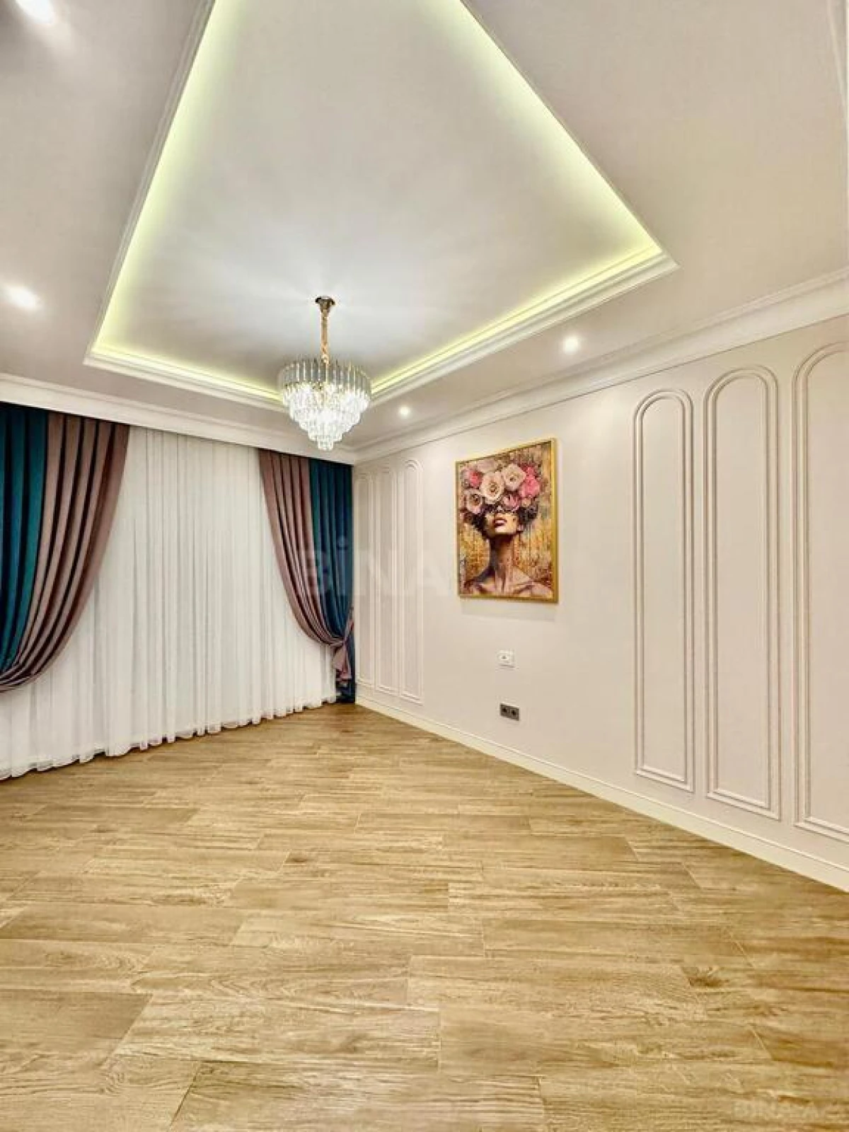 Satılır 2 otaqlı mənzil 55 m²