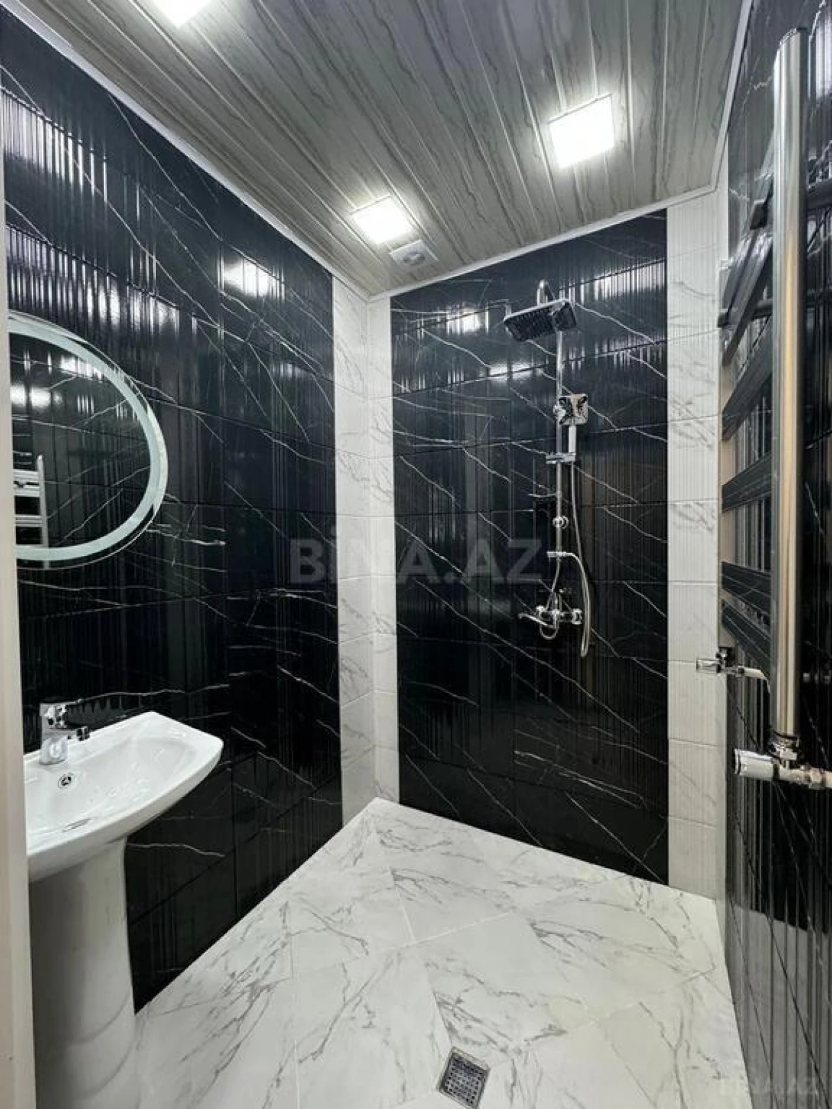 Satılır 2 otaqlı mənzil 55 m²