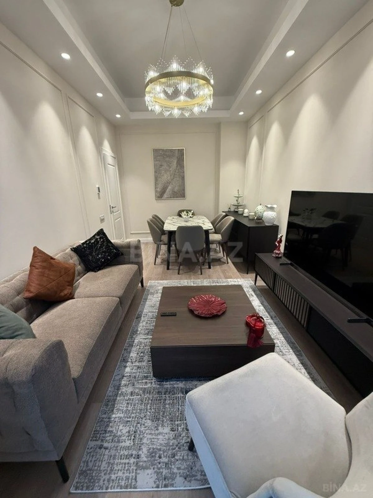 Kirayə verilir 3 otaqlı mənzil 105 m²