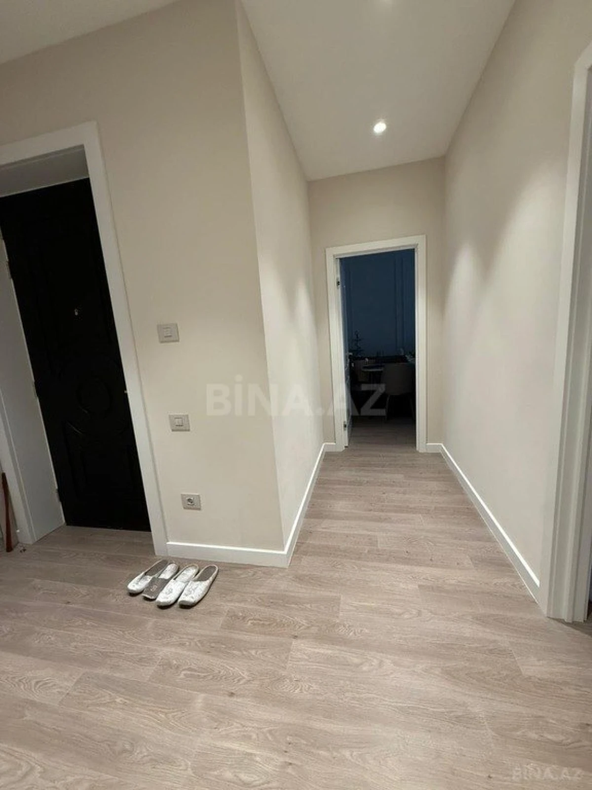 Kirayə verilir 3 otaqlı mənzil 105 m²