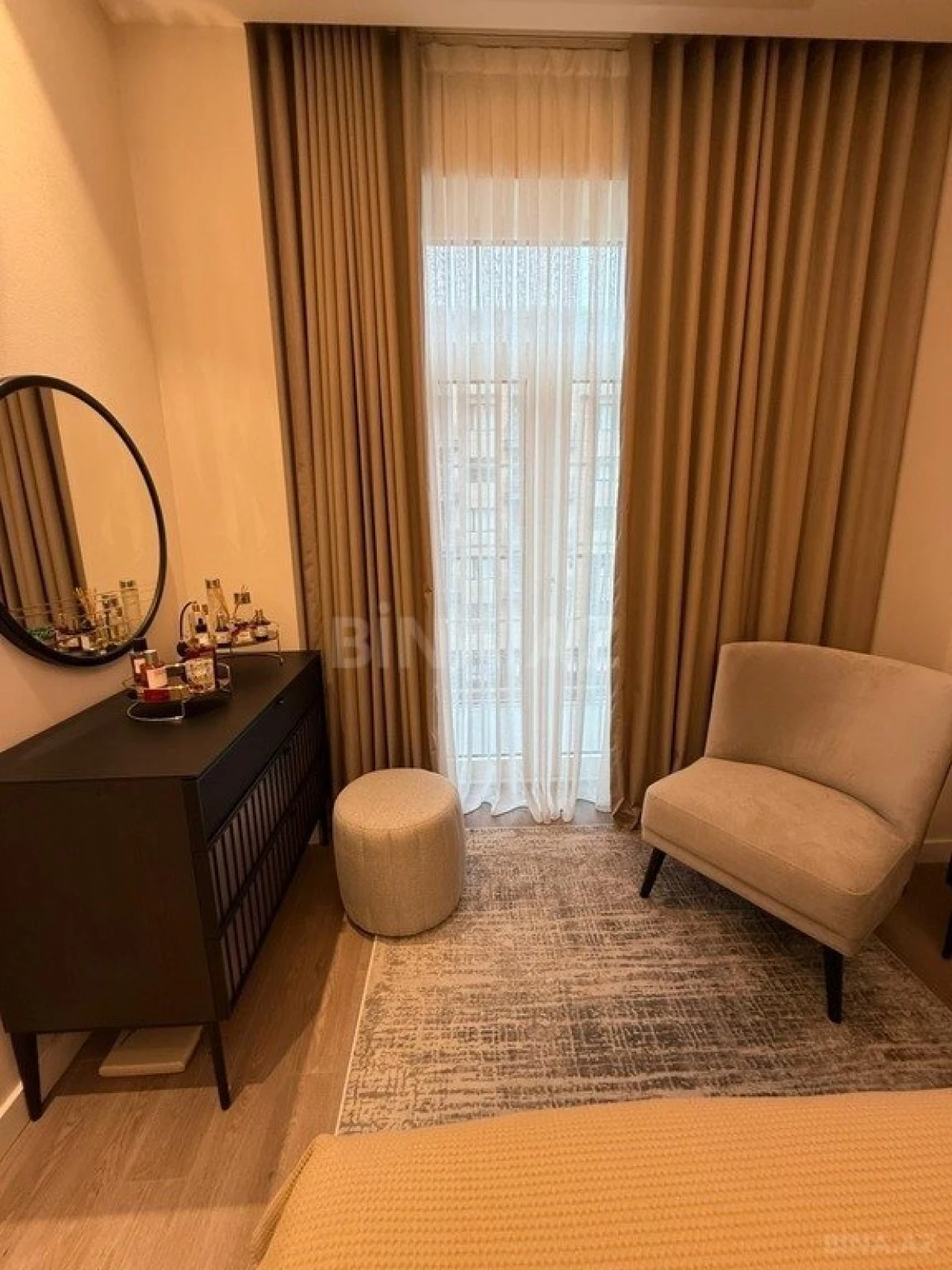 Kirayə verilir 3 otaqlı mənzil 105 m²