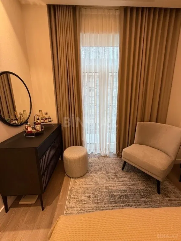 Kirayə verilir 3 otaqlı mənzil 105 m²