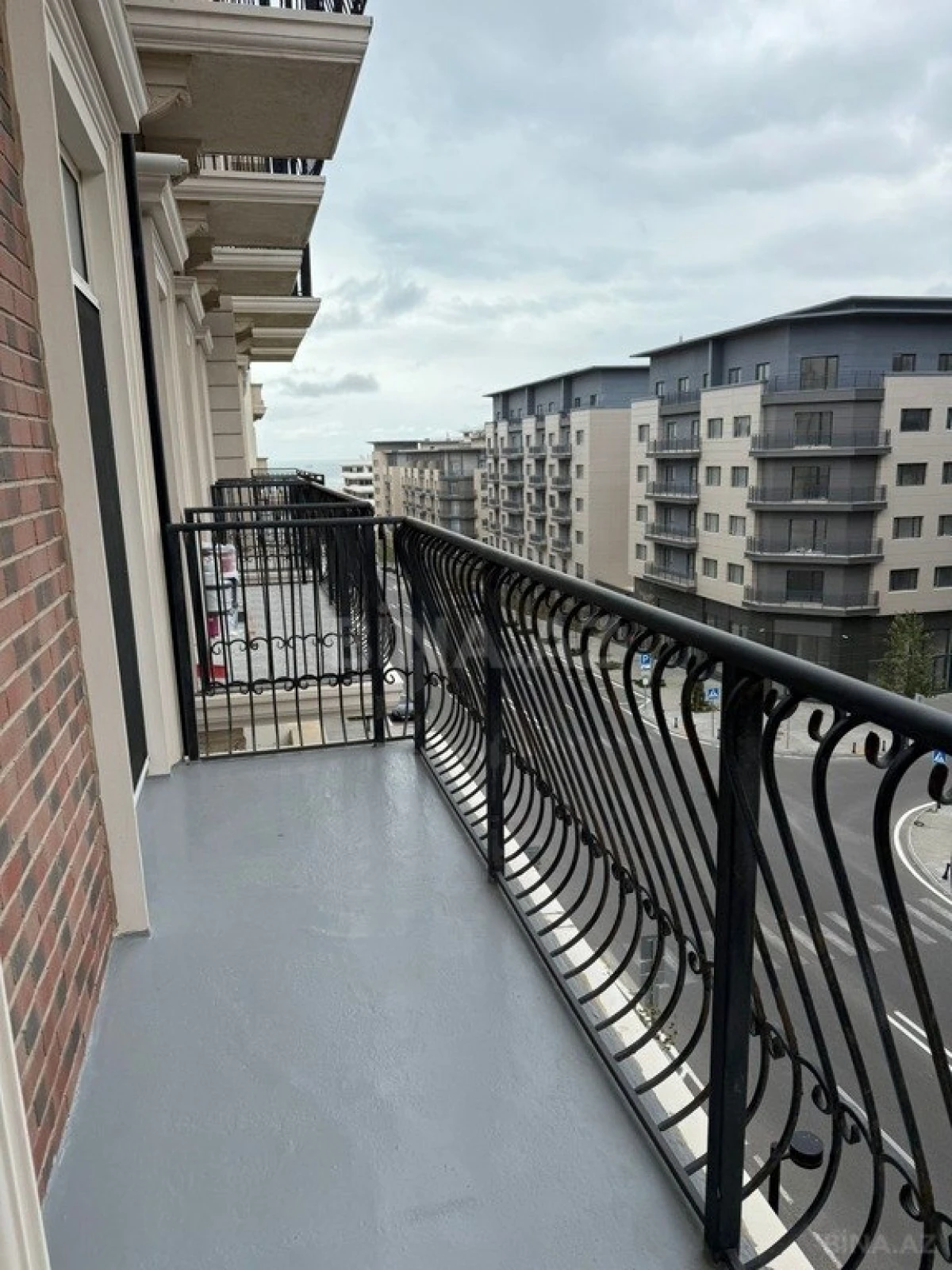 Kirayə verilir 3 otaqlı mənzil 105 m²