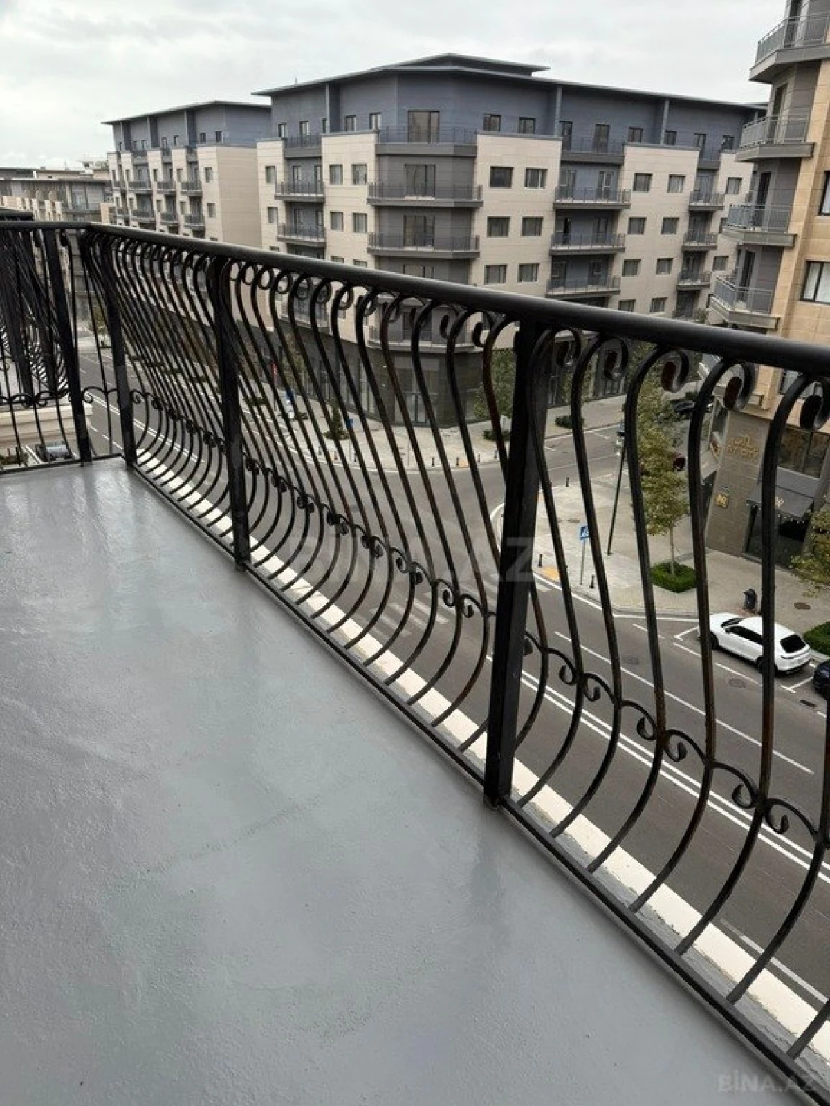 Kirayə verilir 3 otaqlı mənzil 105 m²