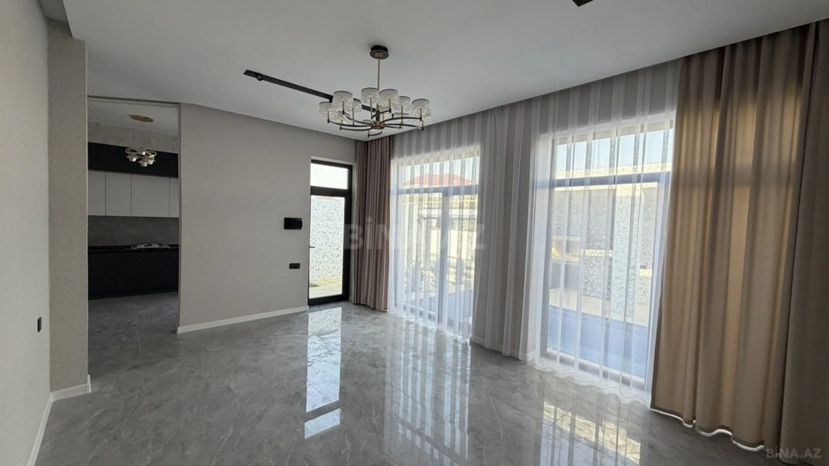 Satılır 4 otaqlı həyət evi 150 m²