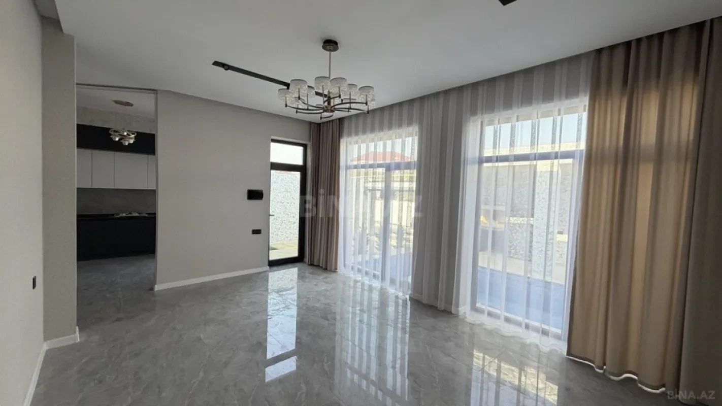 Satılır 4 otaqlı həyət evi 150 m²