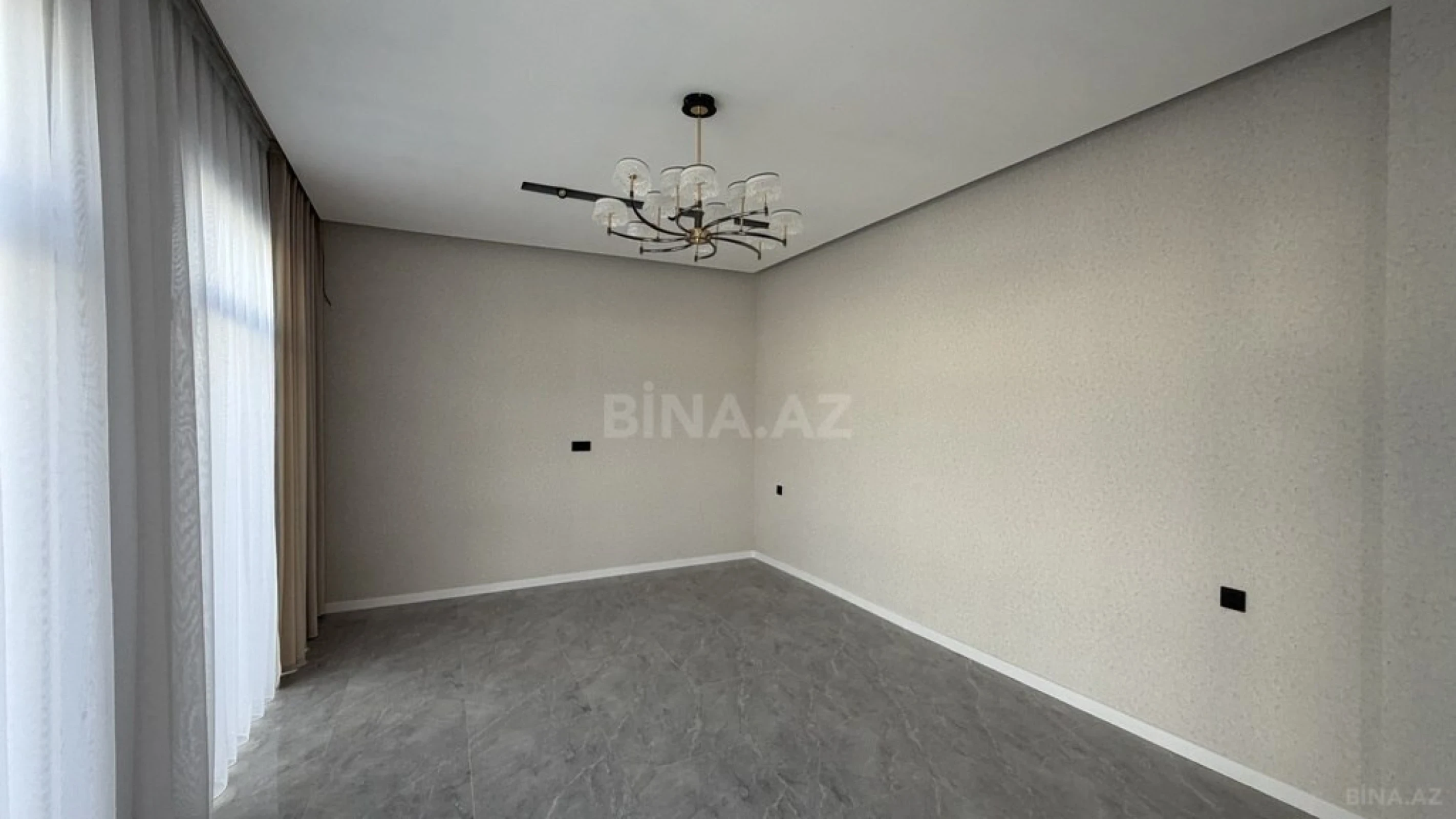 Satılır 4 otaqlı həyət evi 150 m²