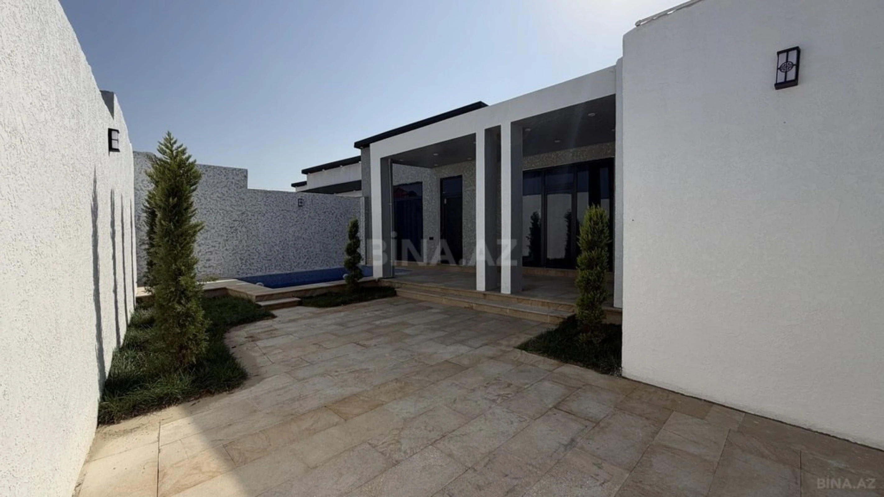 Satılır 4 otaqlı həyət evi 150 m²