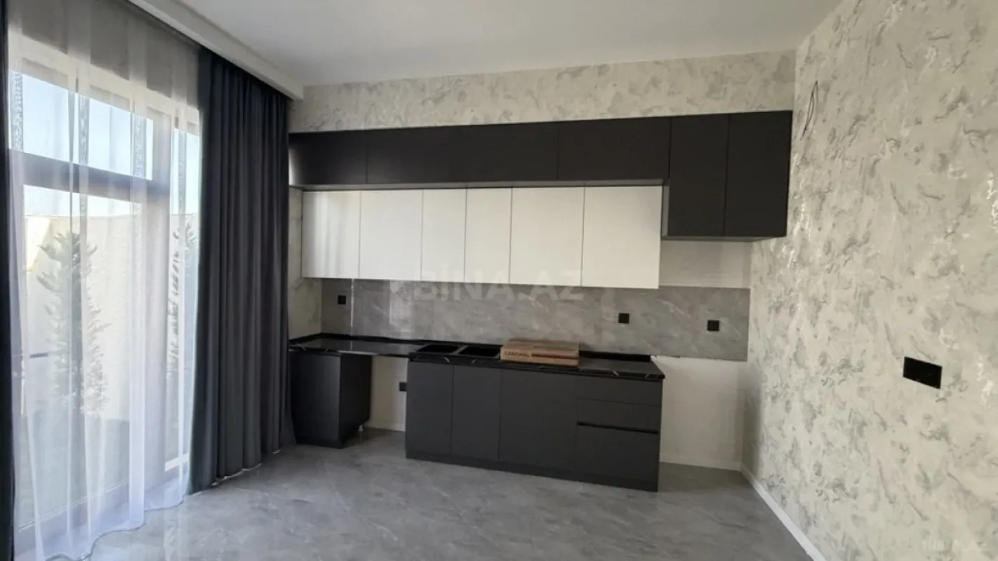 Satılır 4 otaqlı həyət evi 150 m²