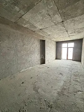 Satılır 4 otaqlı mənzil 228 m²