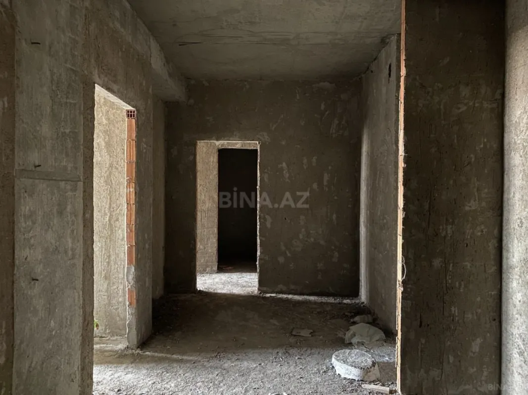 Satılır 3 otaqlı mənzil 105 m²