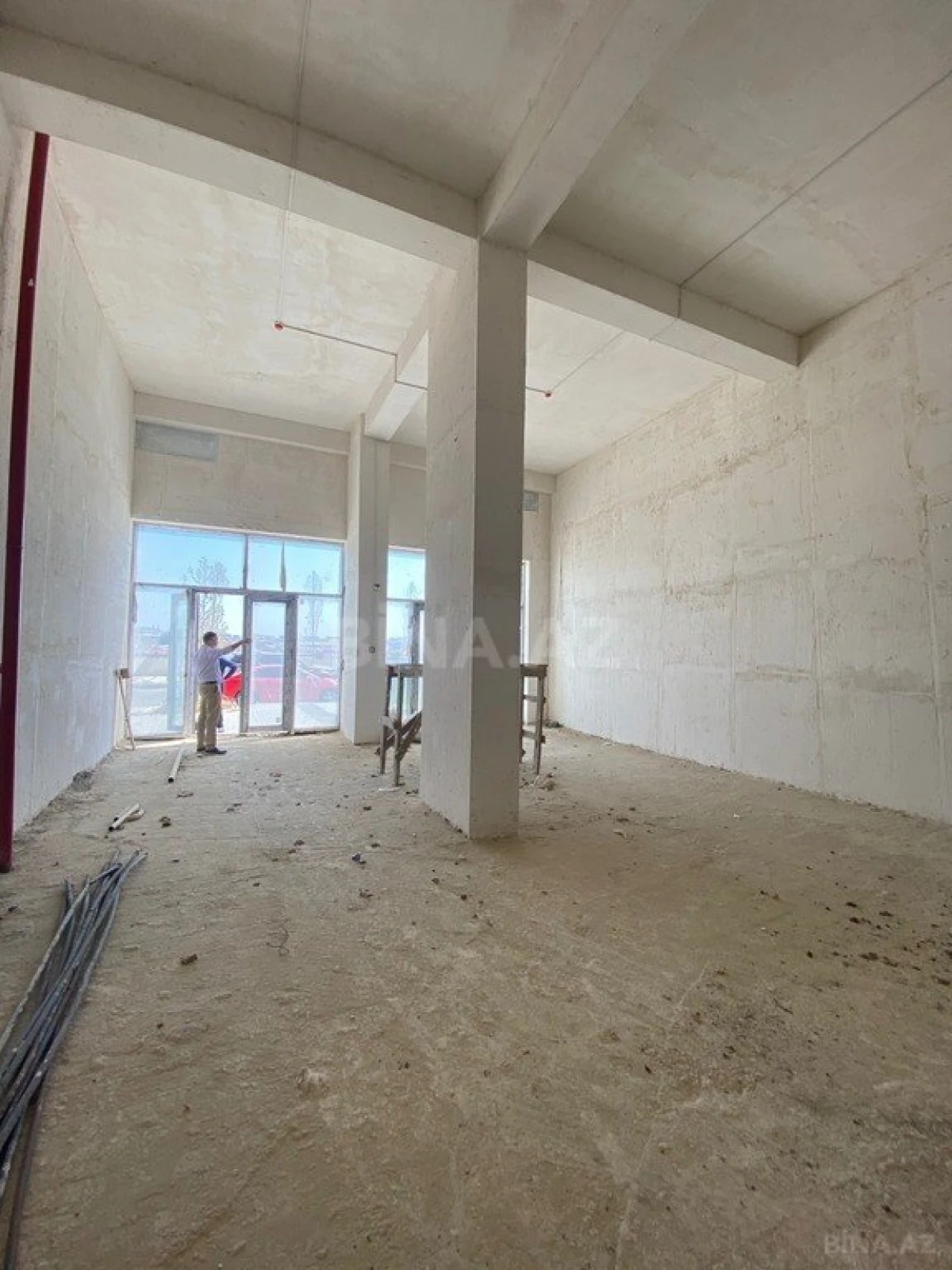 Satılır obyekt 168 m²