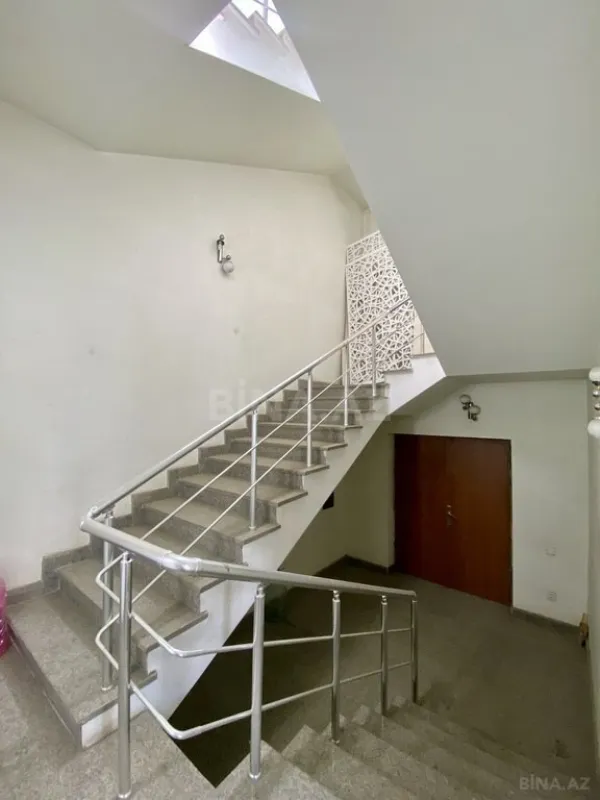 Kirayə verilir obyekt 800 m²