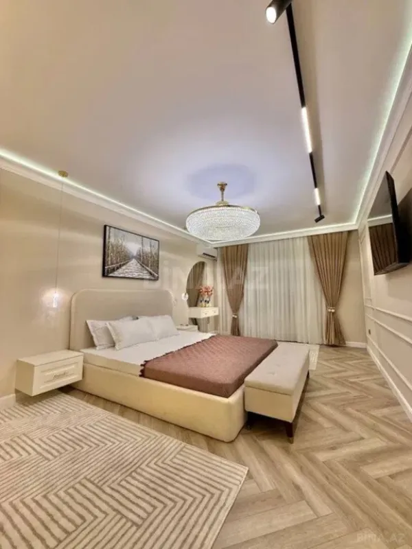 Kirayə verilir 2 otaqlı mənzil 90 m²
