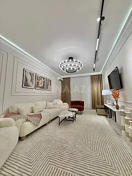 Kirayə verilir 2 otaqlı mənzil 90 m²
