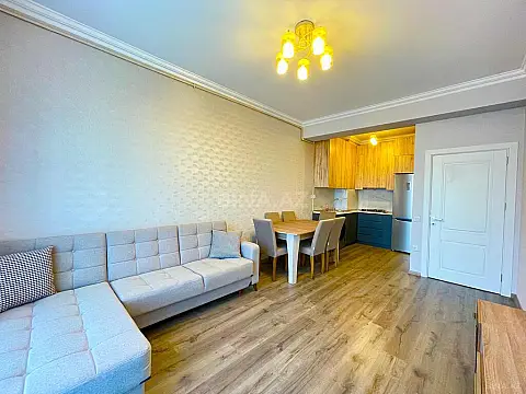 Satılır 2 otaqlı mənzil 55 m²