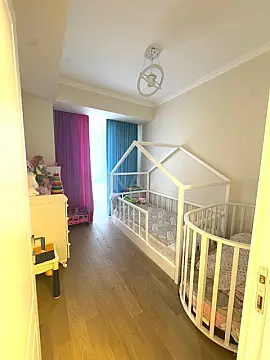Satılır 3 otaqlı mənzil 83 m²
