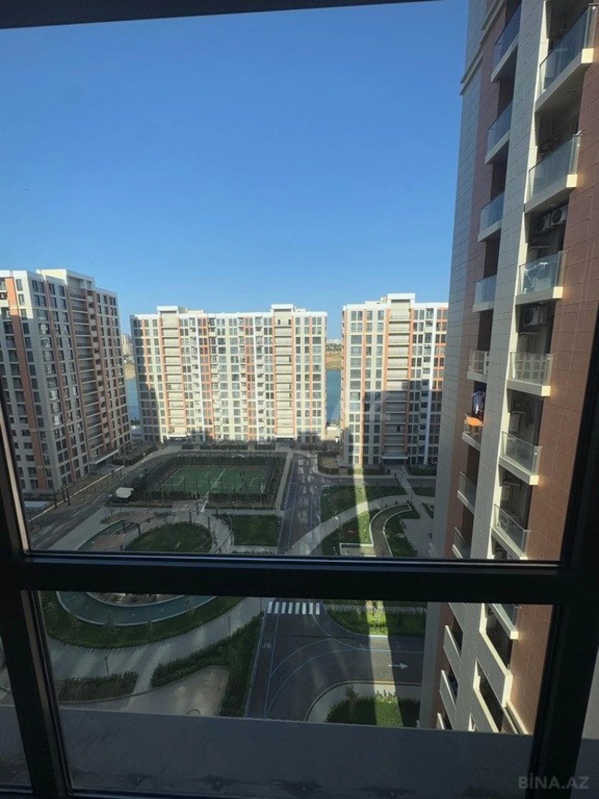 Satılır 3 otaqlı mənzil 83 m²