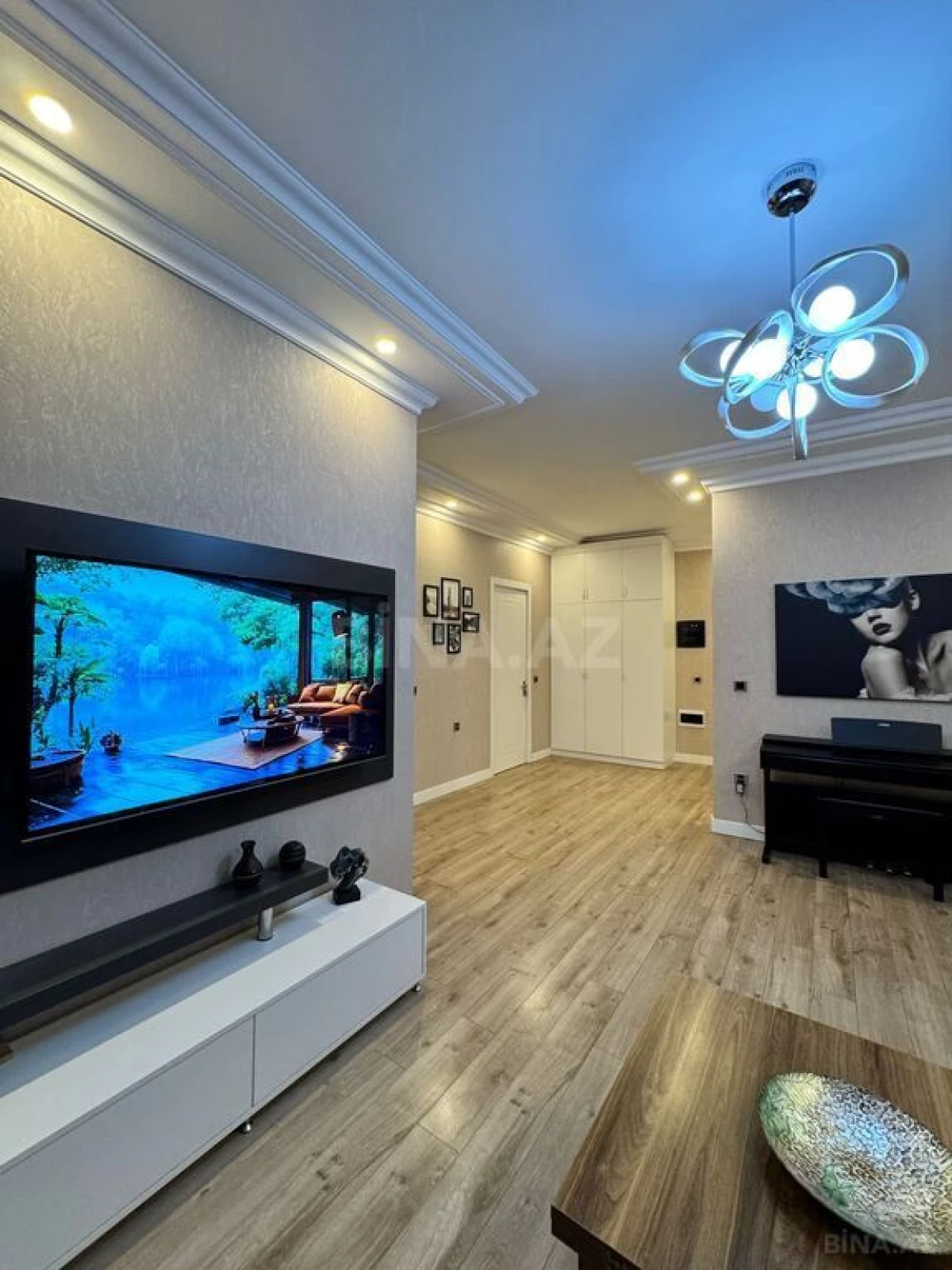 Satılır 3 otaqlı mənzil 100 m²