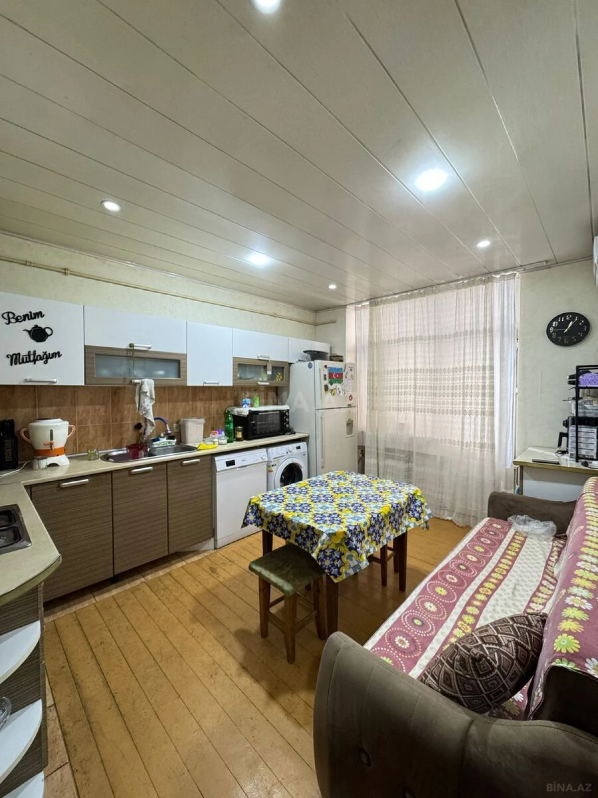 Satılır 3 otaqlı mənzil 105 m²