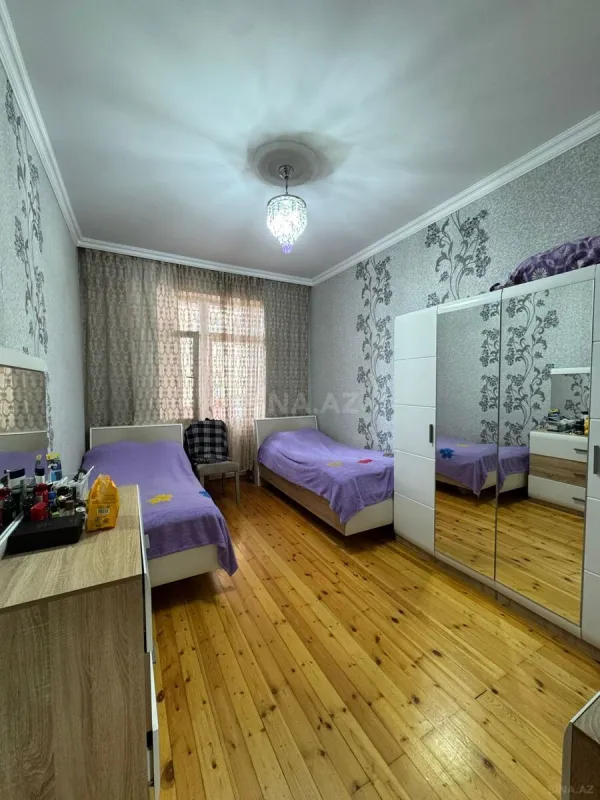 Satılır 3 otaqlı mənzil 105 m²