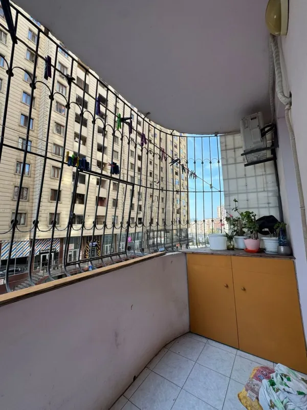 Satılır 3 otaqlı mənzil 105 m²