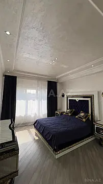 Satılır 3 otaqlı mənzil 140 m²