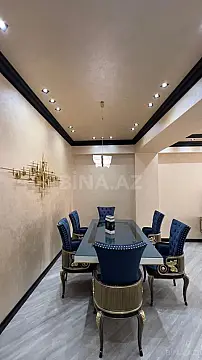 Satılır 3 otaqlı mənzil 140 m²