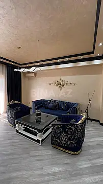 Satılır 3 otaqlı mənzil 140 m²