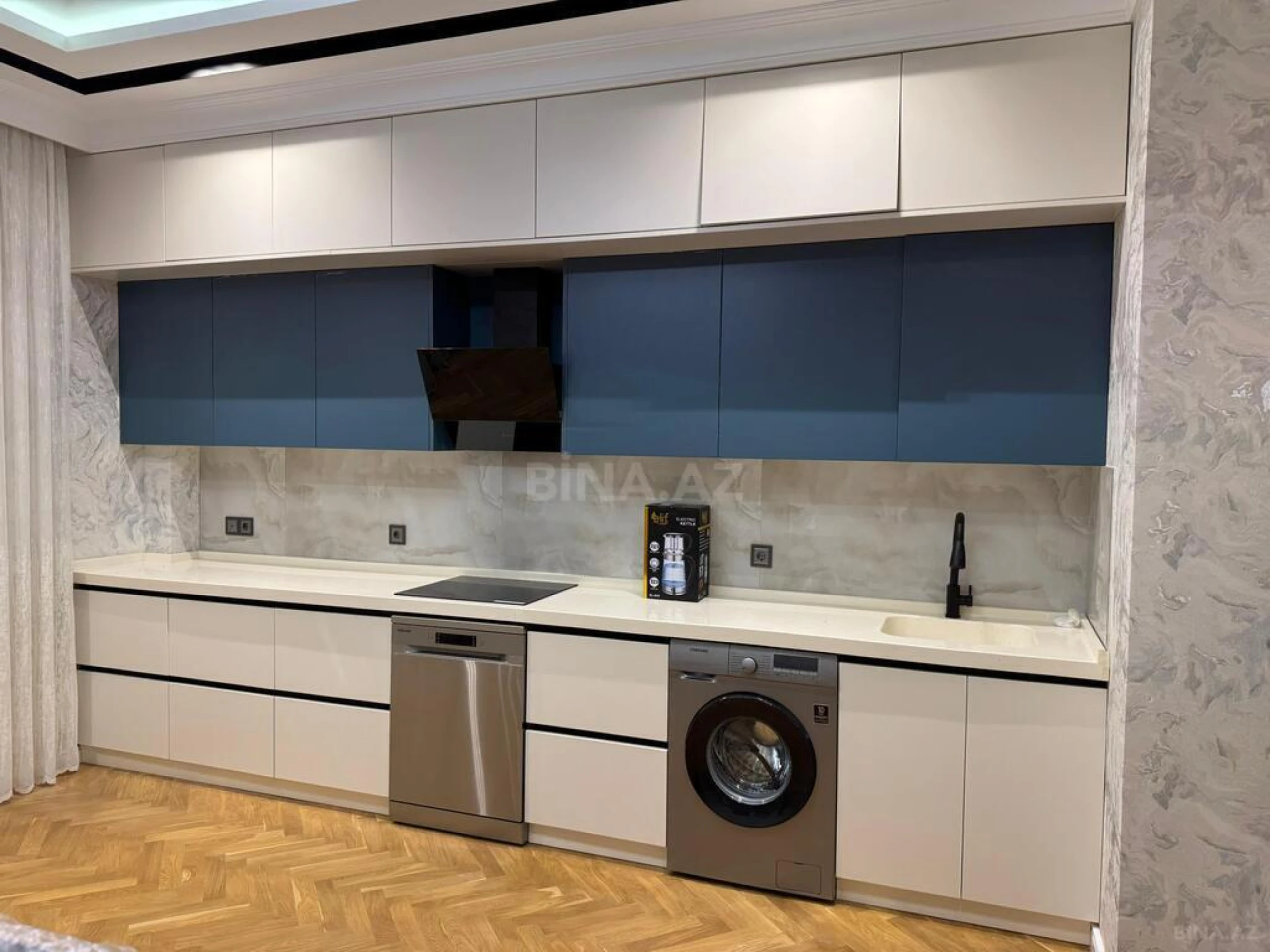 Kirayə verilir 2 otaqlı mənzil 95 m²