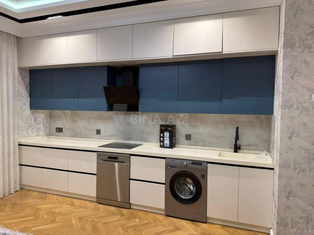 Kirayə verilir 2 otaqlı mənzil 95 m²